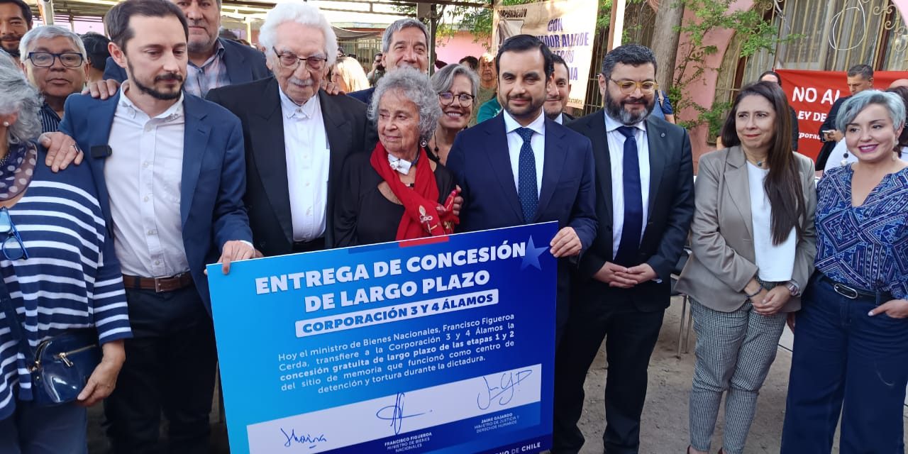 Entrega de la tercera etapa del ex campo de concentración 3 y 4 Álamos