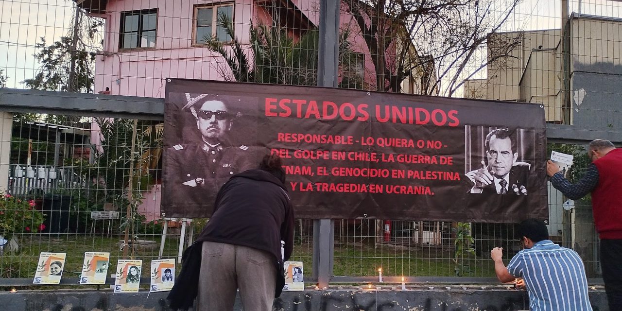 Velatón en el ex campo de concentración 3 y 4 Álamos a 52 años del golpe de Estado