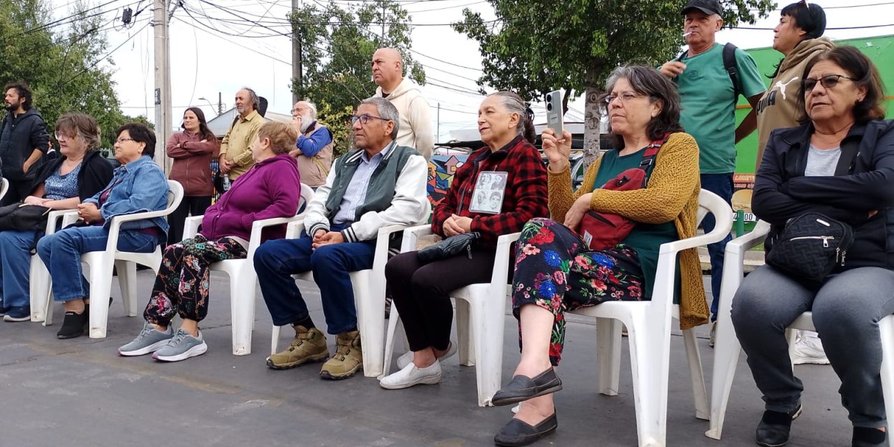 Emotivo acto de reparación con la memoria de Ana González y los derechos humanos en Chile