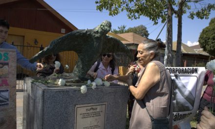 Apoyo, respeto y dolor por vandalismo en Memorial a las Víctimas de Derechos Humanos en San Joaquín