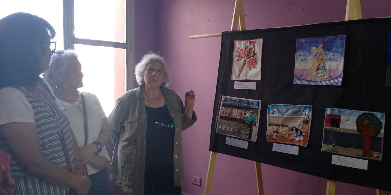 Taller de Arpilleras de 3 y 4 Álamos: hilando Memorias y Derechos Humanos